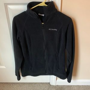 Columbia black zip up sweater. Good condition